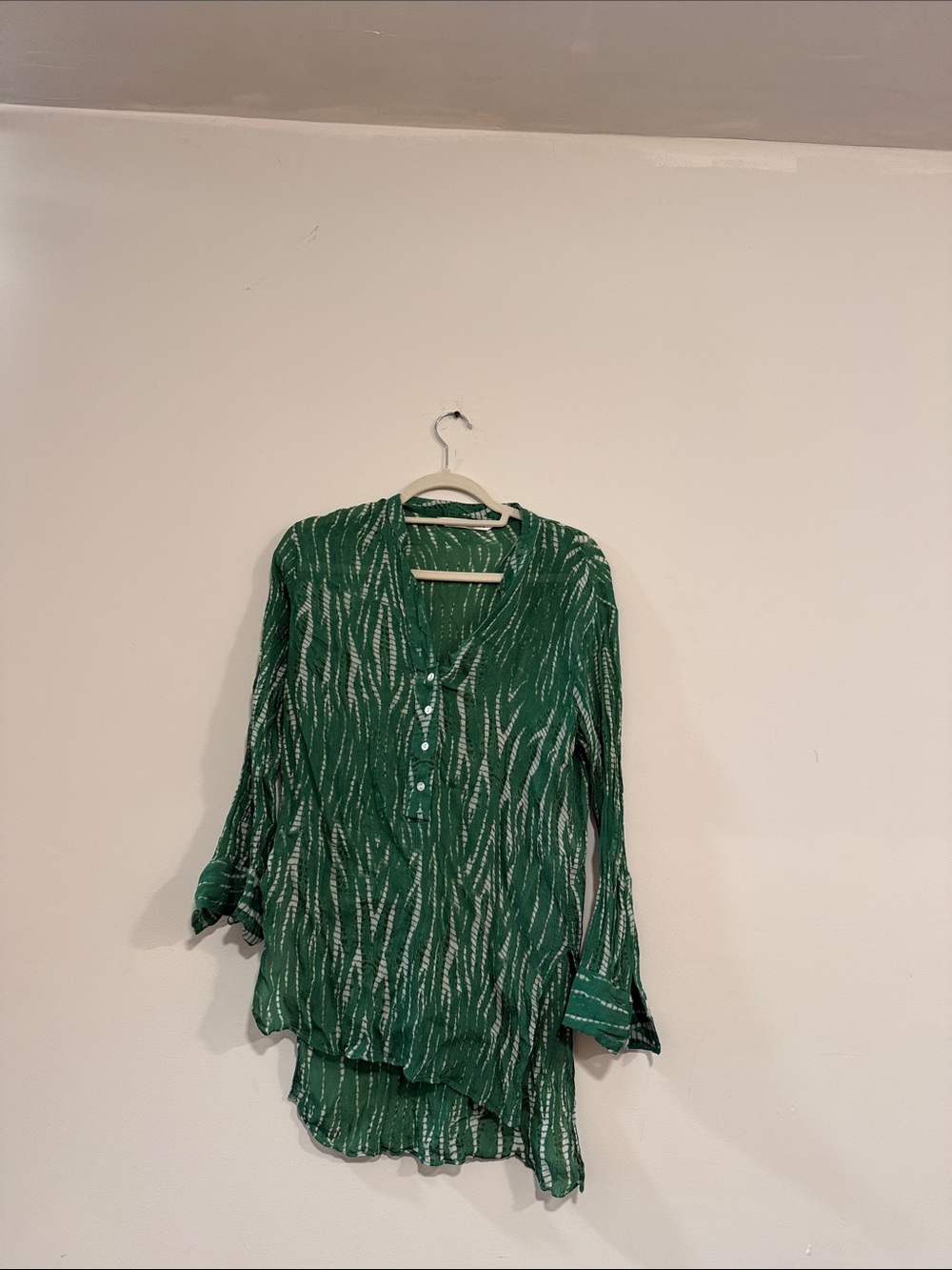 Zara Green Patterned Long-Sleeve Blouse
